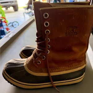 Sorrel women’s winter boots size 7